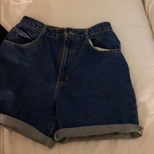 mid length high waisted shorts